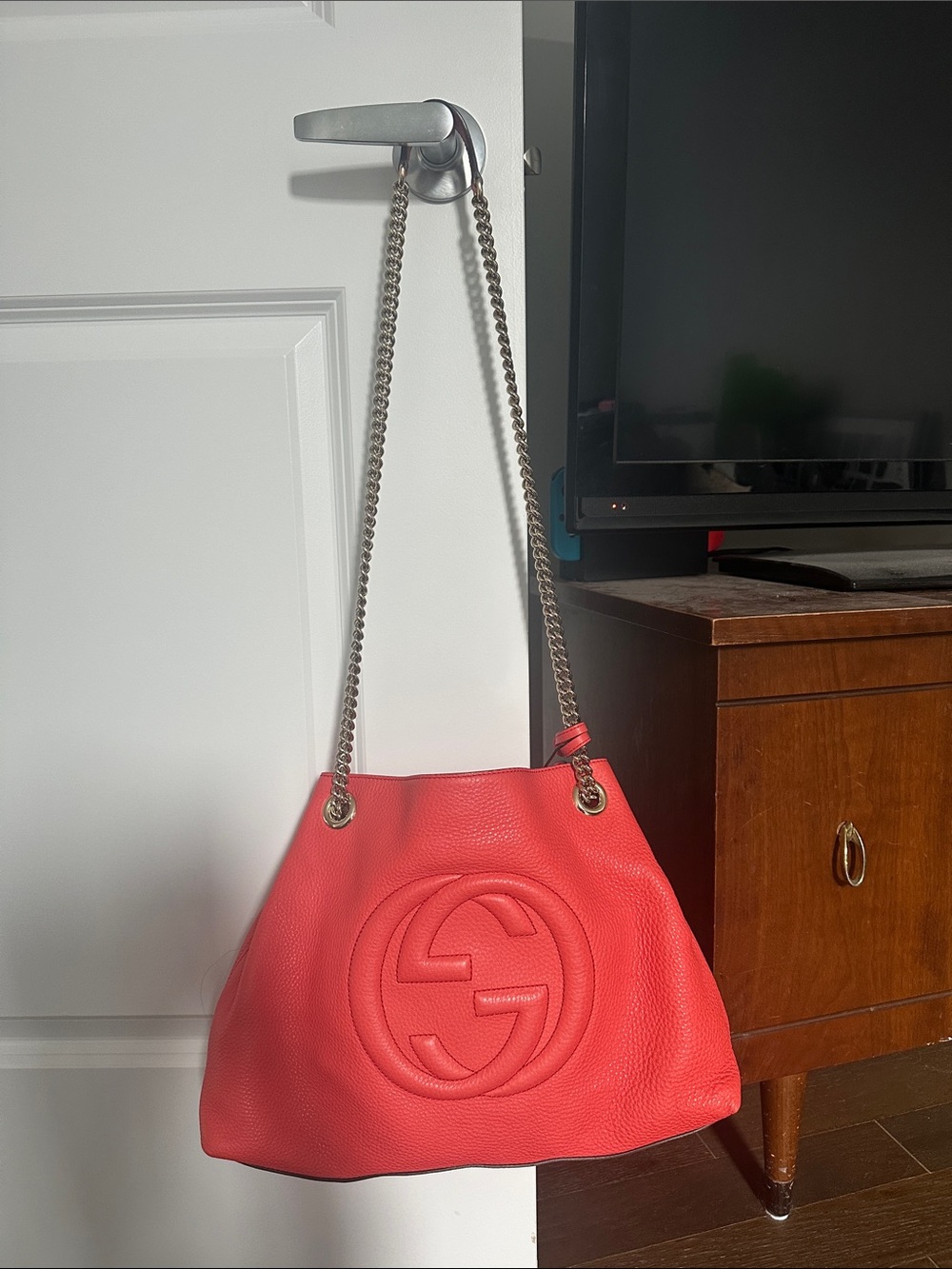 Authentic Gucci soho chain purse - Picture 8 of 16